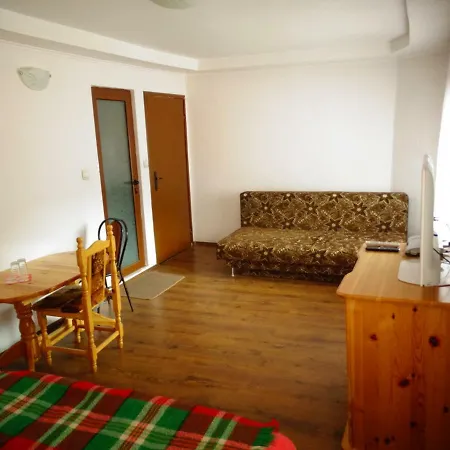 Guest house Nia *