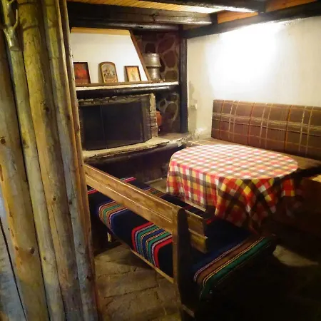 Guest house Nia Raykovo